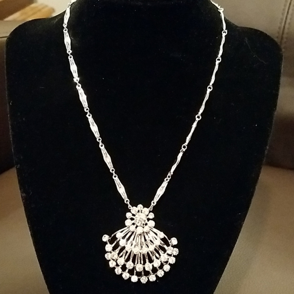 Vintage Rhinestone  Necklace